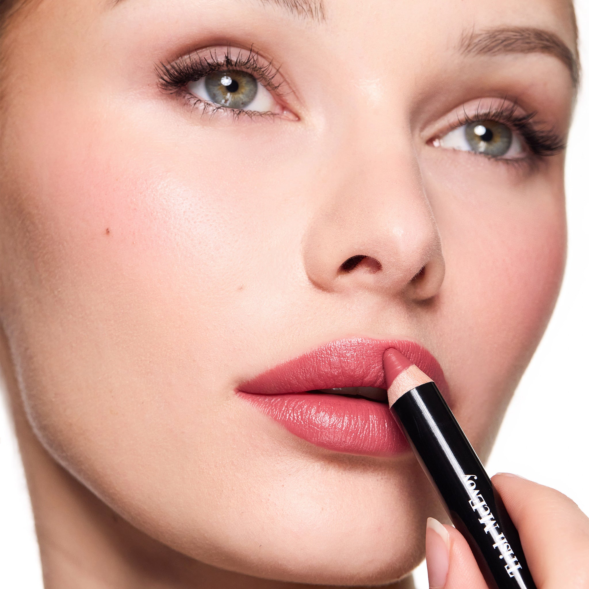 http www.trishmcevoy.com c-26-lip-colors.aspx Trish McEvoy Liquid Lip Color smooth formula is infused with peptides and oils to hydrate and smooth the appearance of fine lines Trish McEvoy Easy Lip Color